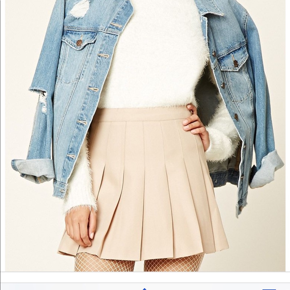 Pleated Mini Skirt